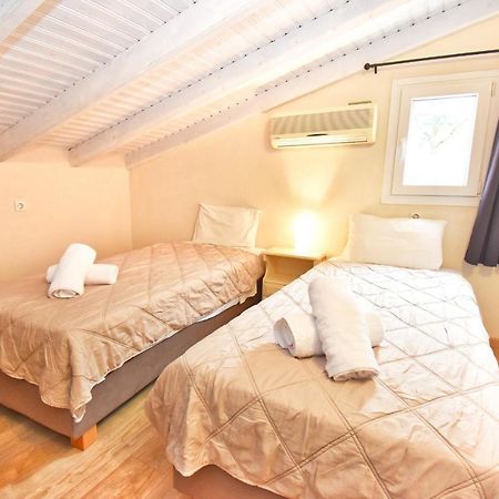 Mike'S Apartments 아기오스고르디오스 외부 사진