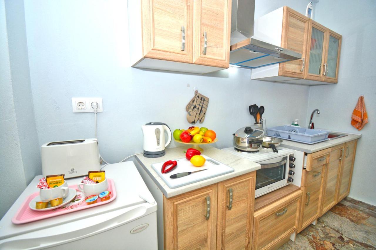 Mike'S Apartments 아기오스고르디오스 외부 사진